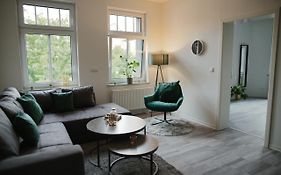 NEU! Design Apartment mit Grill&Balkon - Kingsize - Kaffee - Netflix in allen Schlafzimmern